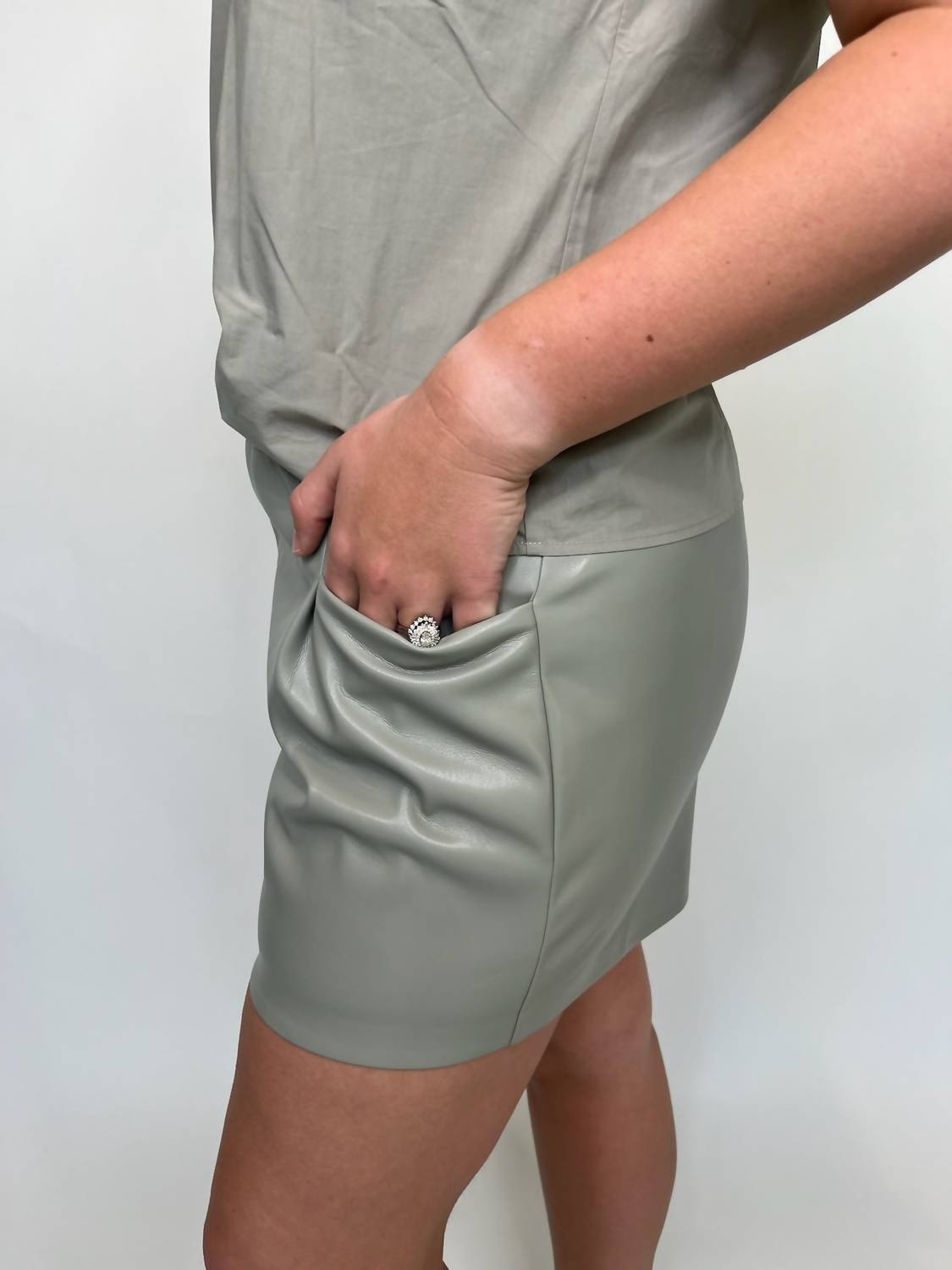 Melissa Nepton - Hudson Faux Leather Short