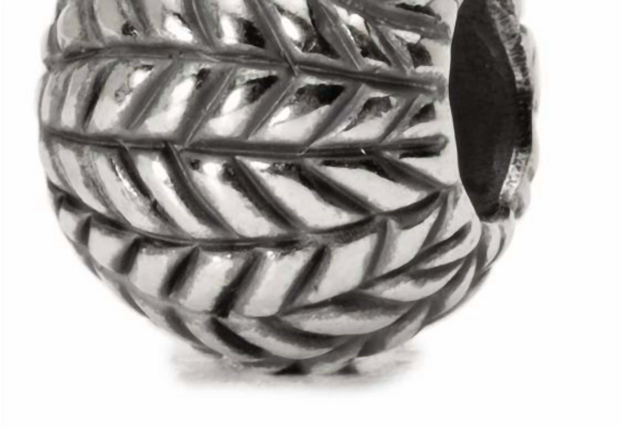 Trollbeads Women's Sweater Bead Charm in silver - women's accessory