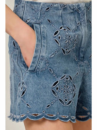 Mystree - Scallop Hem Eyelet Shorts