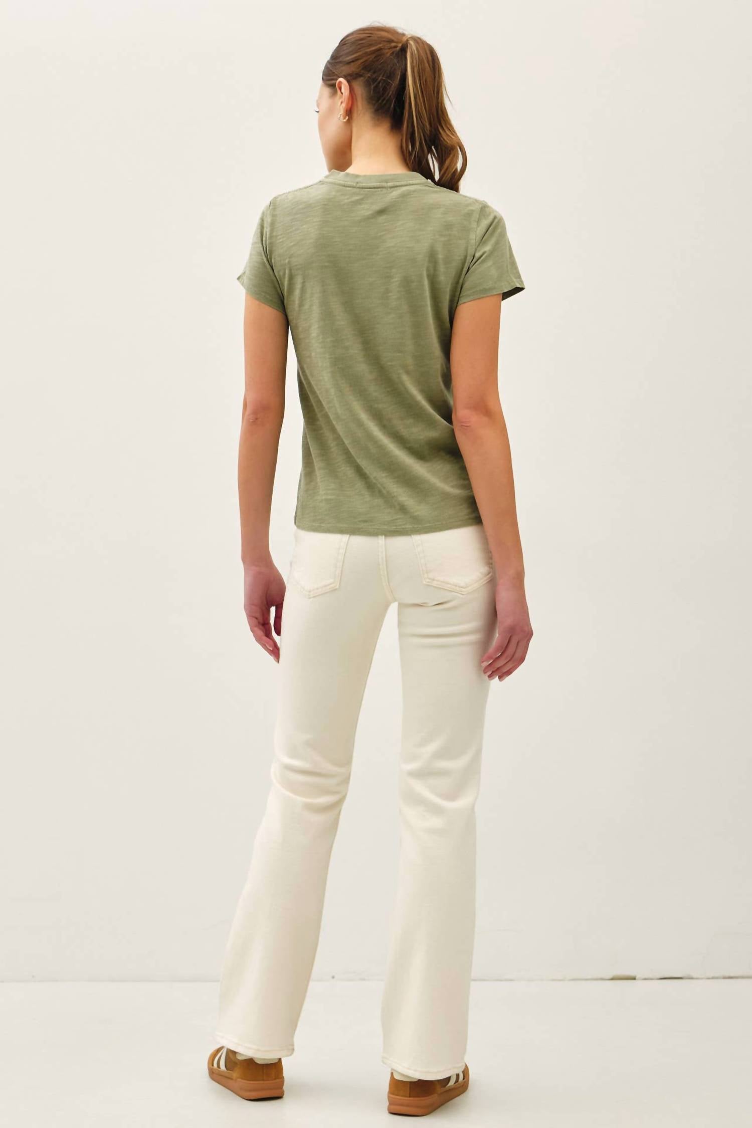 Be Cool - Leona Classic Cut Acid Wash Cotton Tee