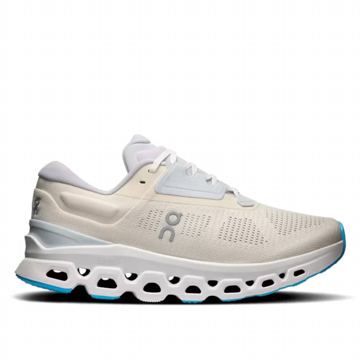 On - Women's Cloudstratus 3 Running Shoes