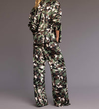 Heroine Sport - Satin Snap Closure Shirt