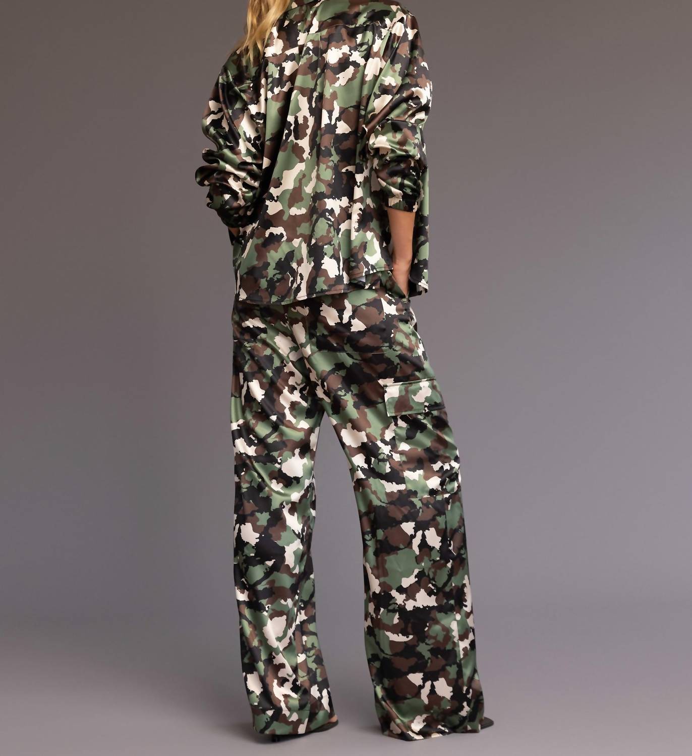 Heroine Sport - Satin Snap Closure Shirt