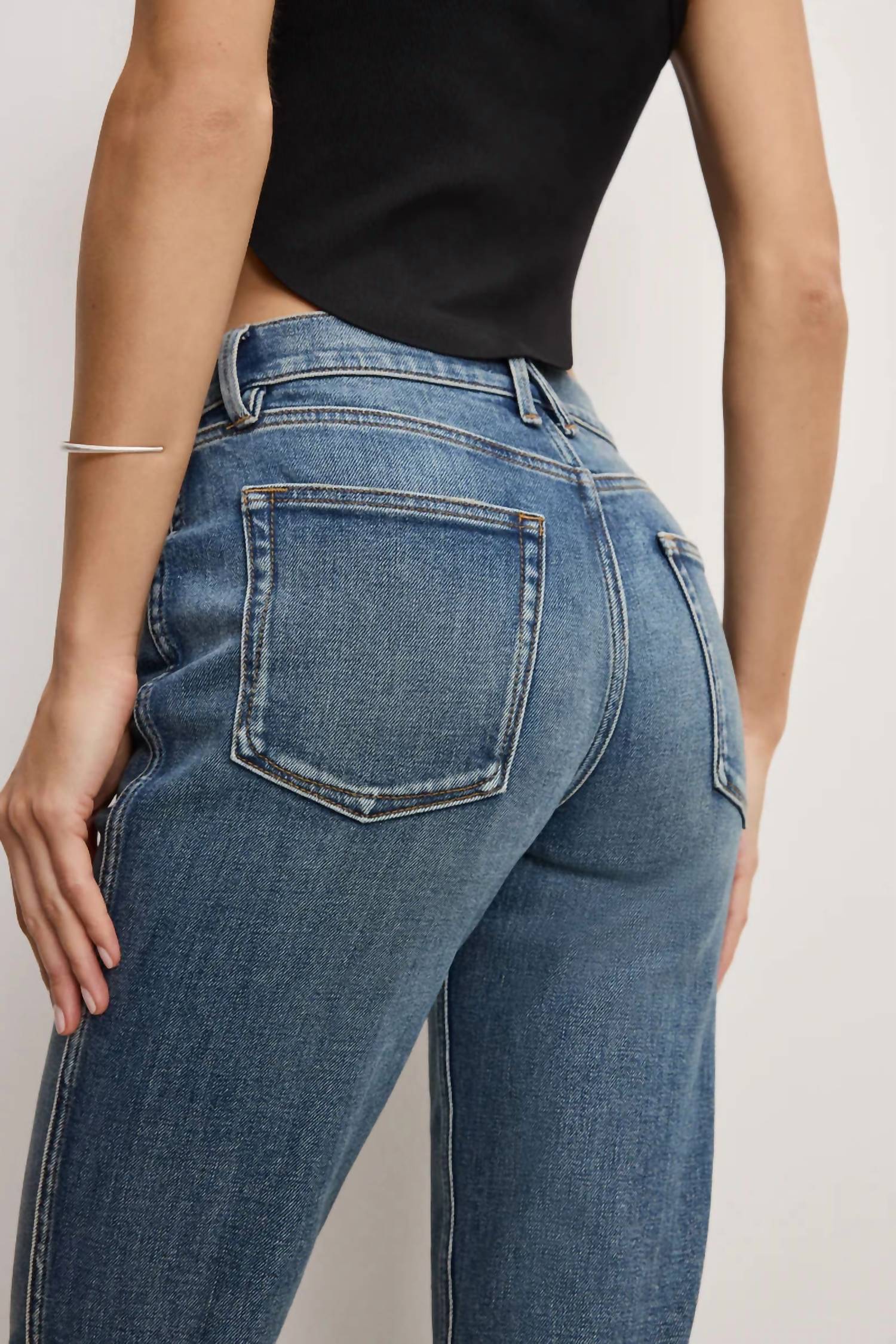 Good American - Good Standard Bootcut Jeans