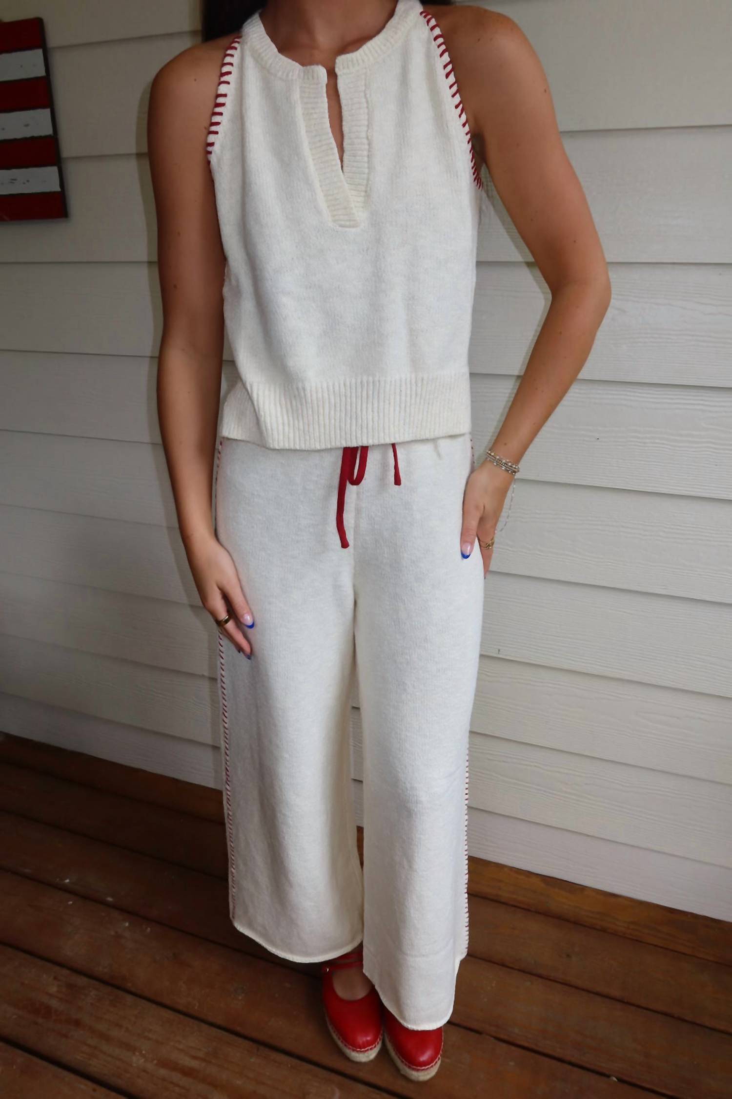 Miou Muse - Stitch Tank And Pants Set
