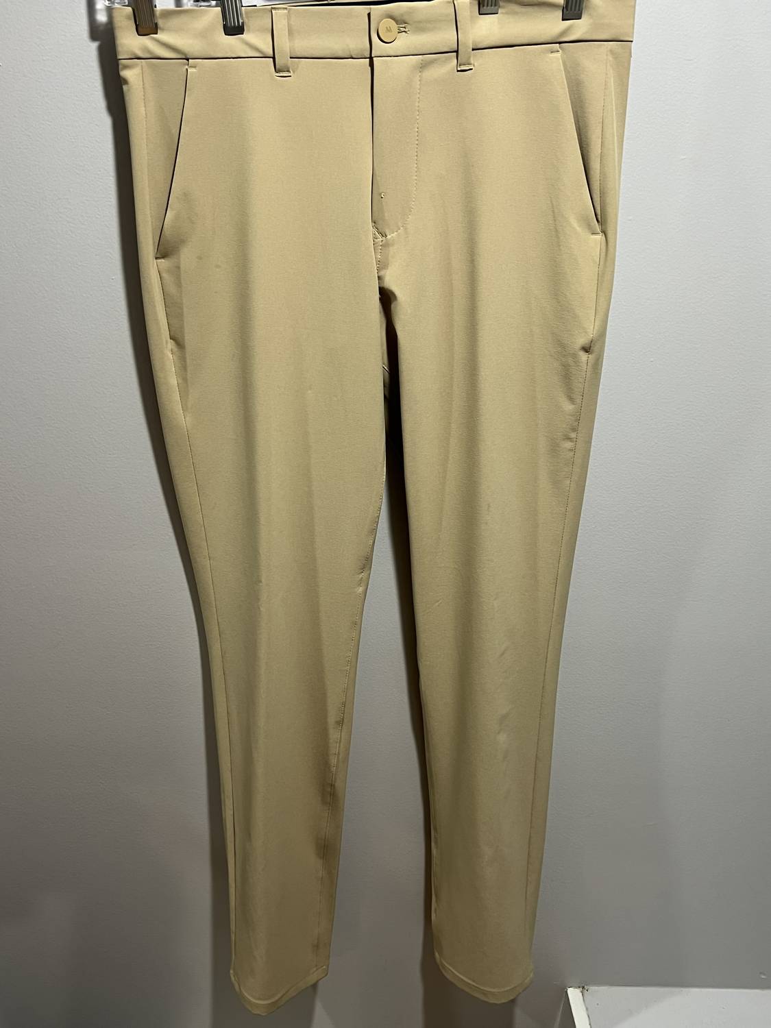 Mizzen + Main Performance Chino Pant in khaki - men's pants - alternate view