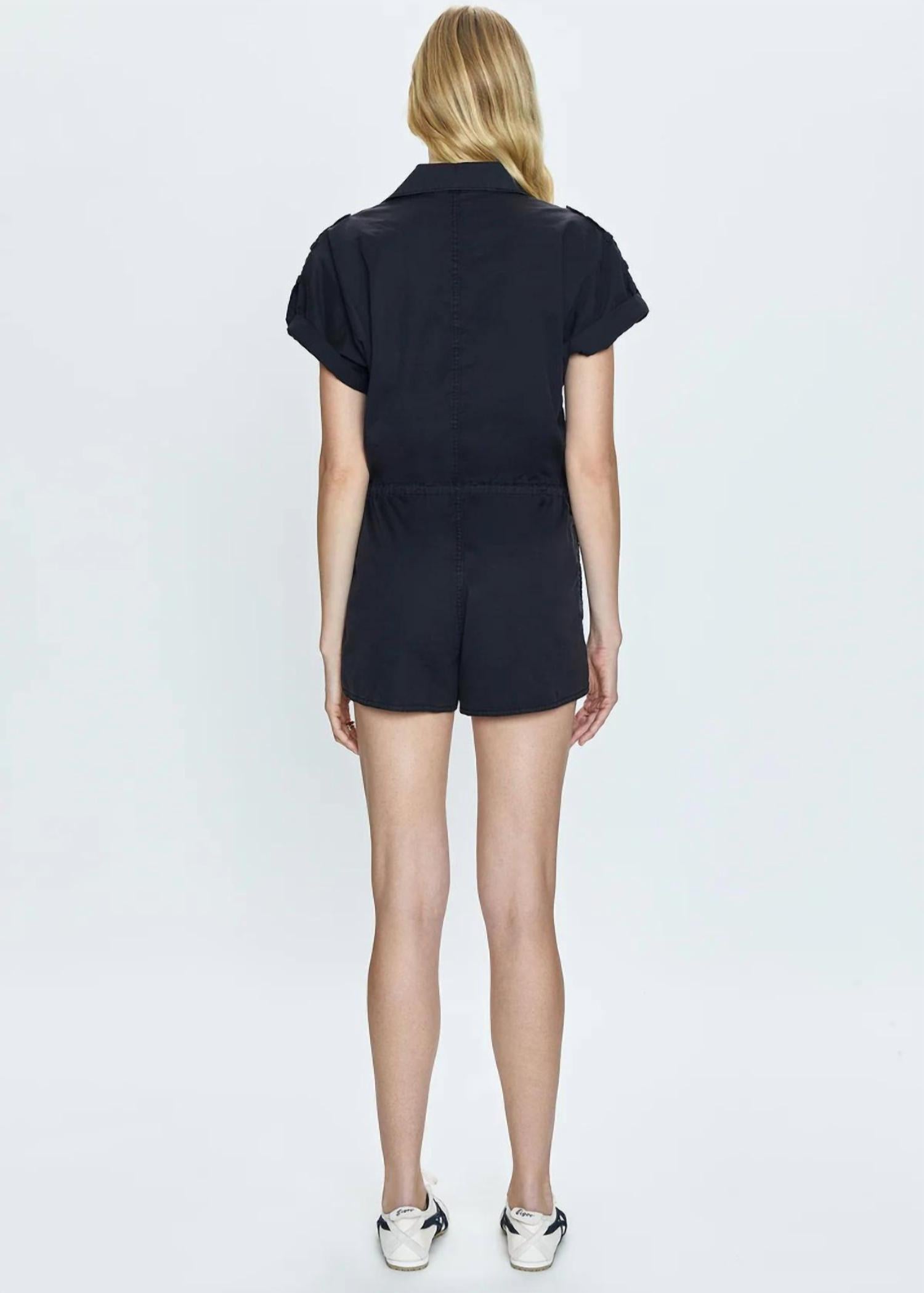 Pistola - Meg Romper