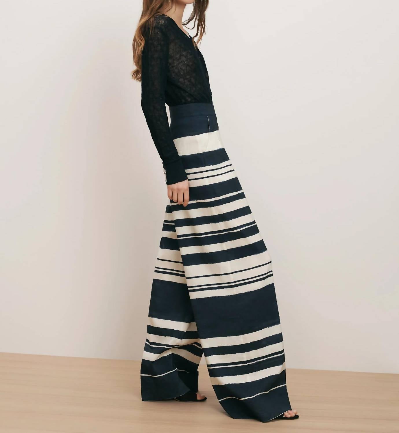 Veronica Beard - Heron Crossover Waistband Pants