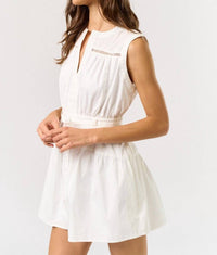 Lalavon - Sleeveless Front Tie Romper