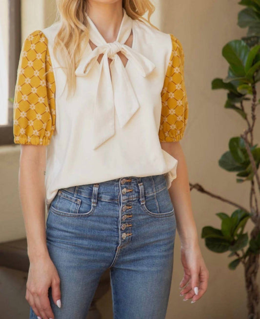 Voy - Sweetheart Tie Front Neck Suede Top