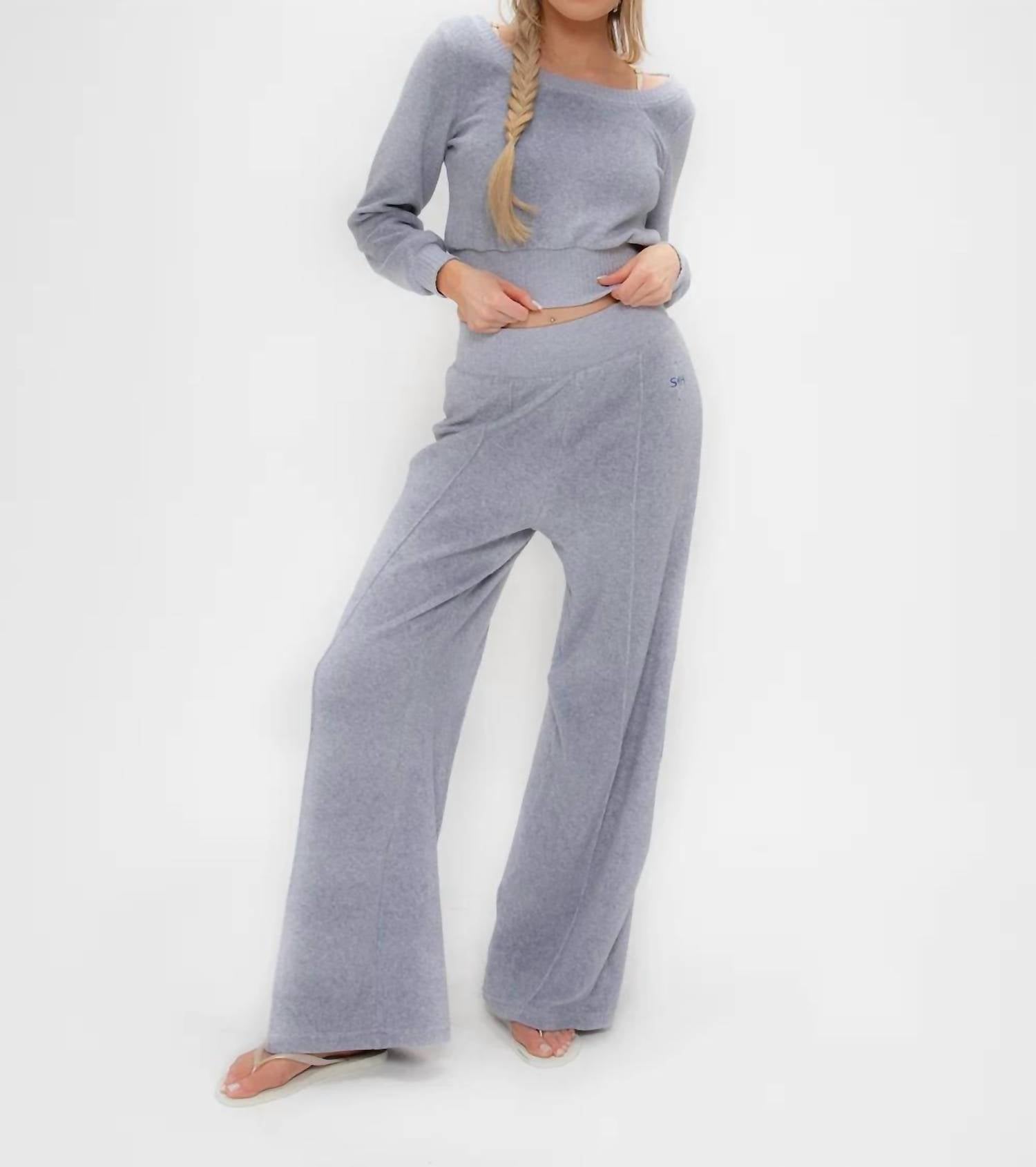 Sierra Hotel Hoodies - Women's Sky Sweater Top