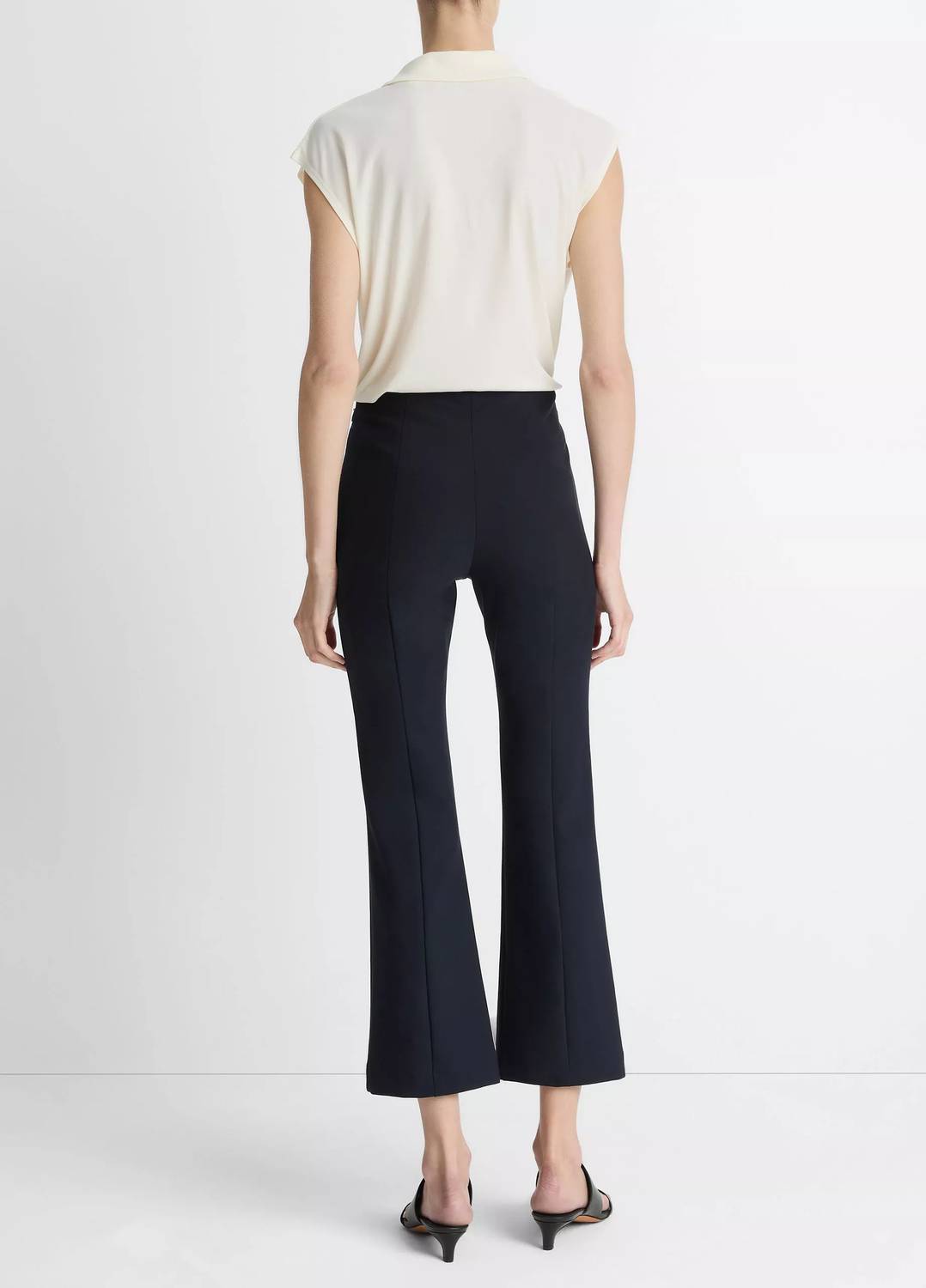 Vince - Mid Rise Pintuck Crop Flare Pant