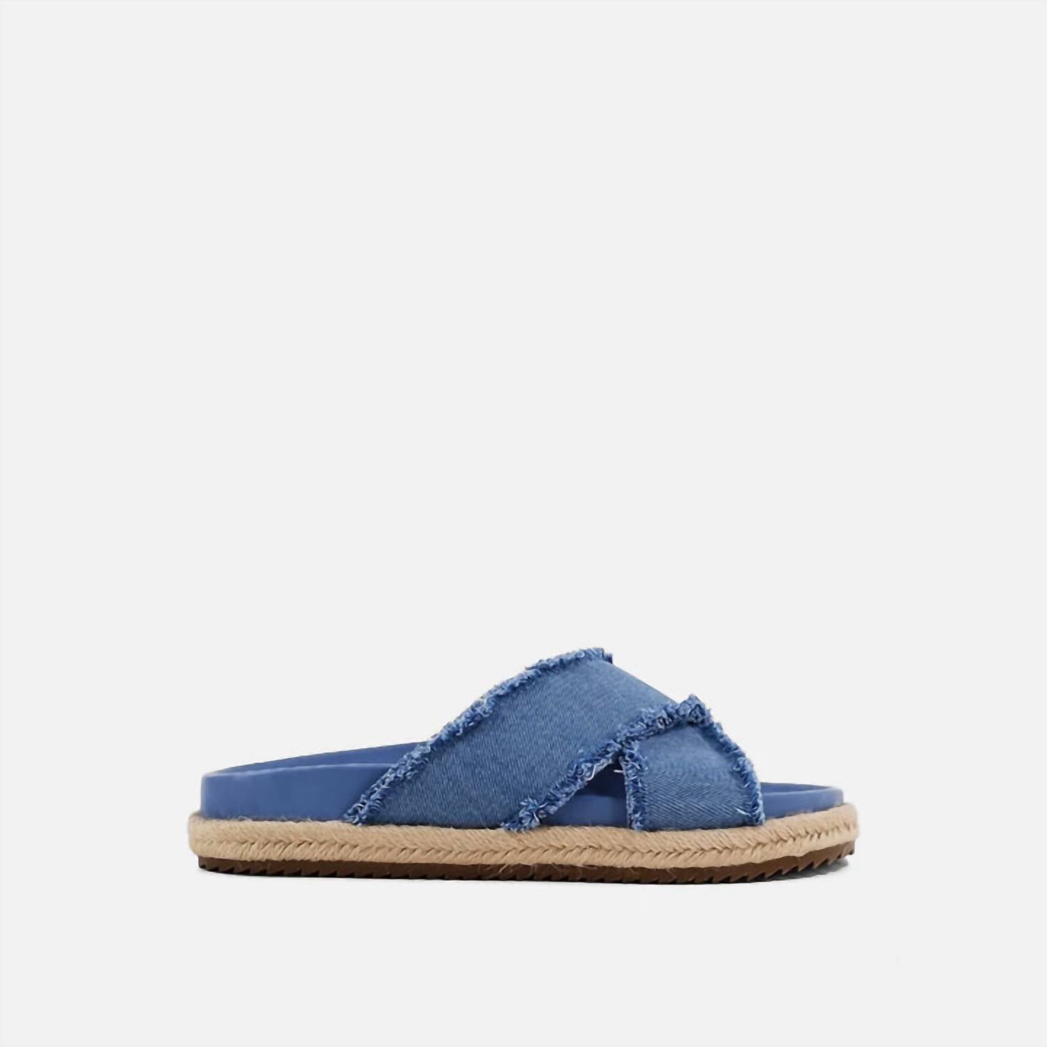 Shu Shop - Women's Courtney Flat Sandal