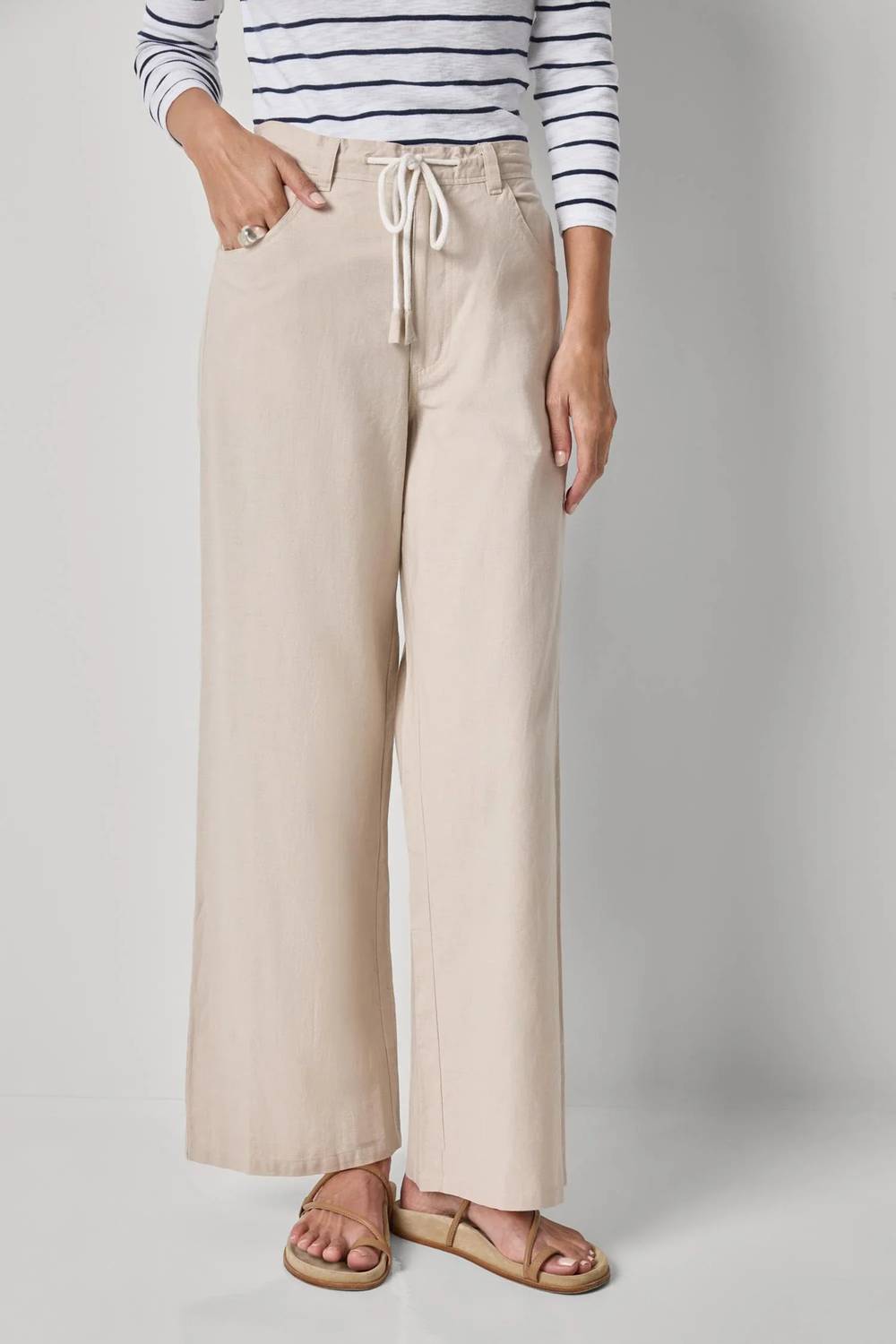 Lilla P - Linen Blend Straight Leg Pants