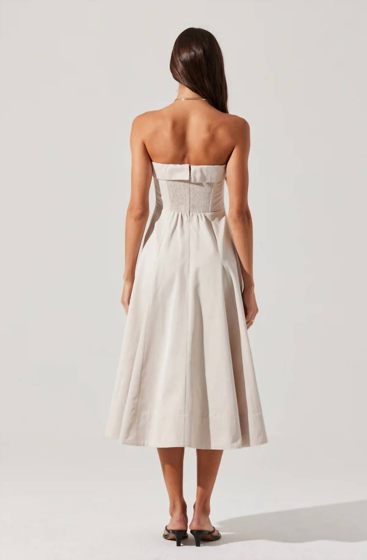 Astr - Kyla Fitted Strapless Midi Dress