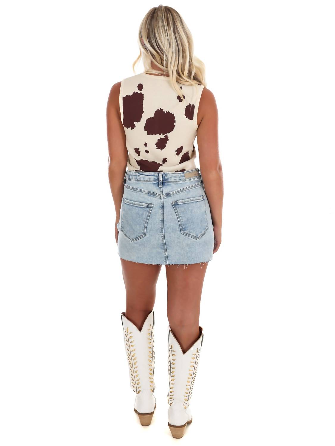 Le Lis - Longhorn Button Front Sweater Top