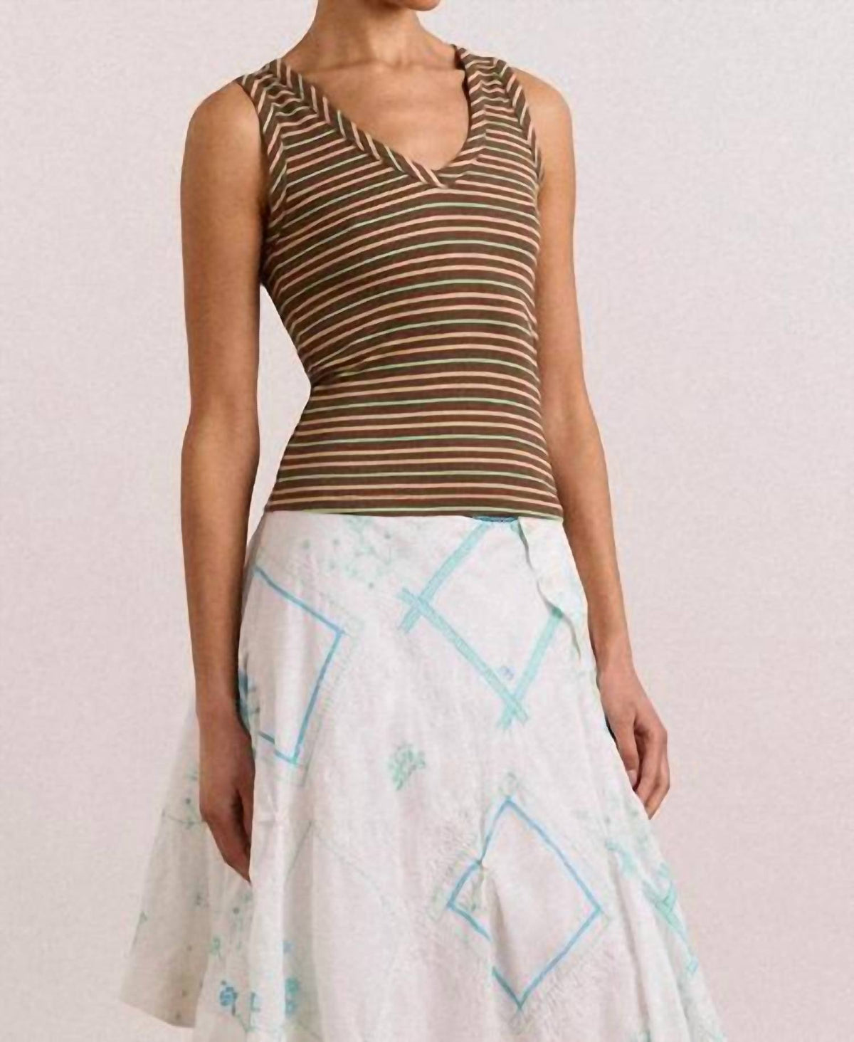 Damson Madder - Arlea V-neck Tank