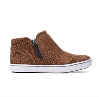 Clarks - Women's Pawley Adwin Sneaker
