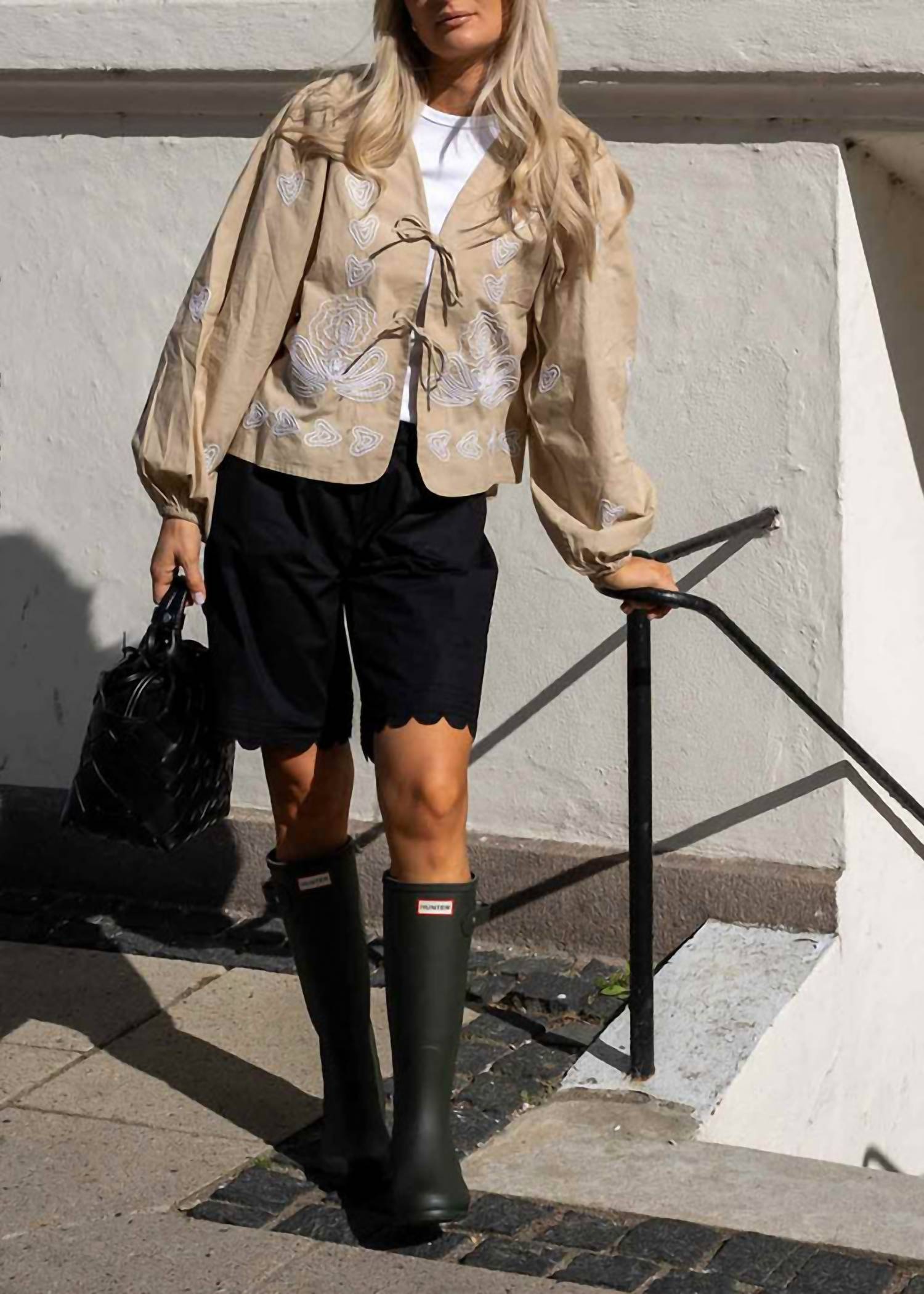 The Garment - Cyprus Scallop Hem Short