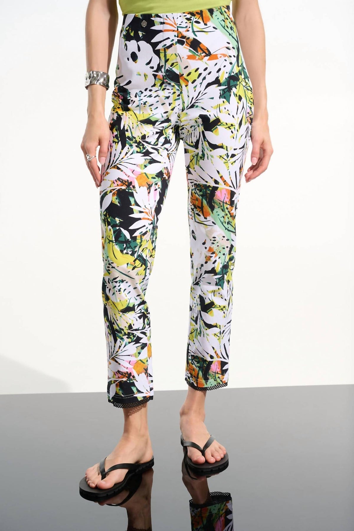 Joseph Ribkoff - Floral High-waisted Trousers