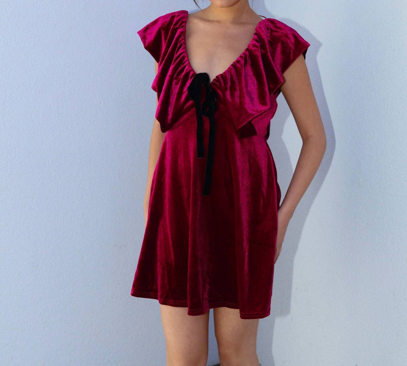 Le Lis - Velvetier Mini Dress