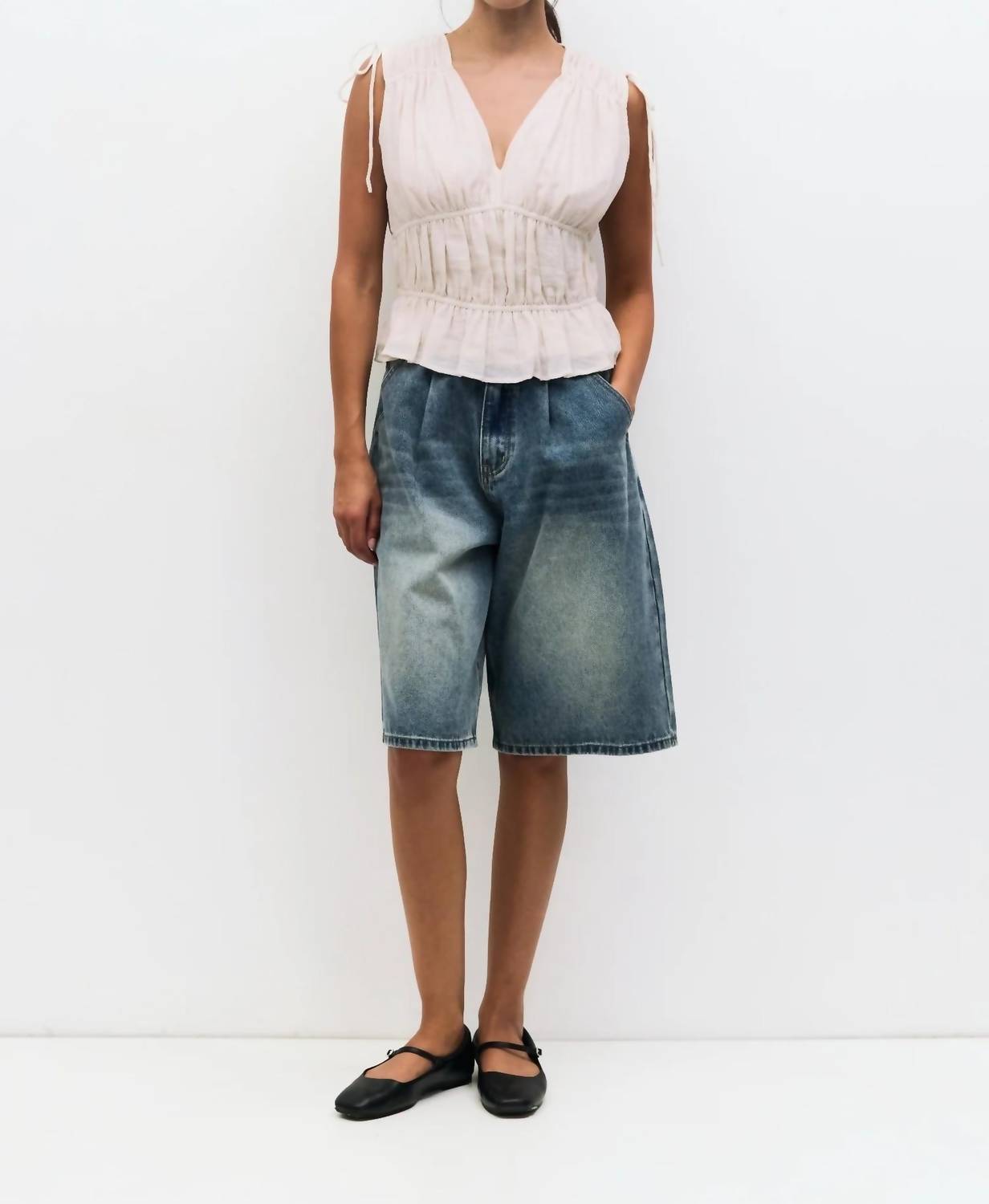 Mod Ref - V-neck Tank Top With String Detail