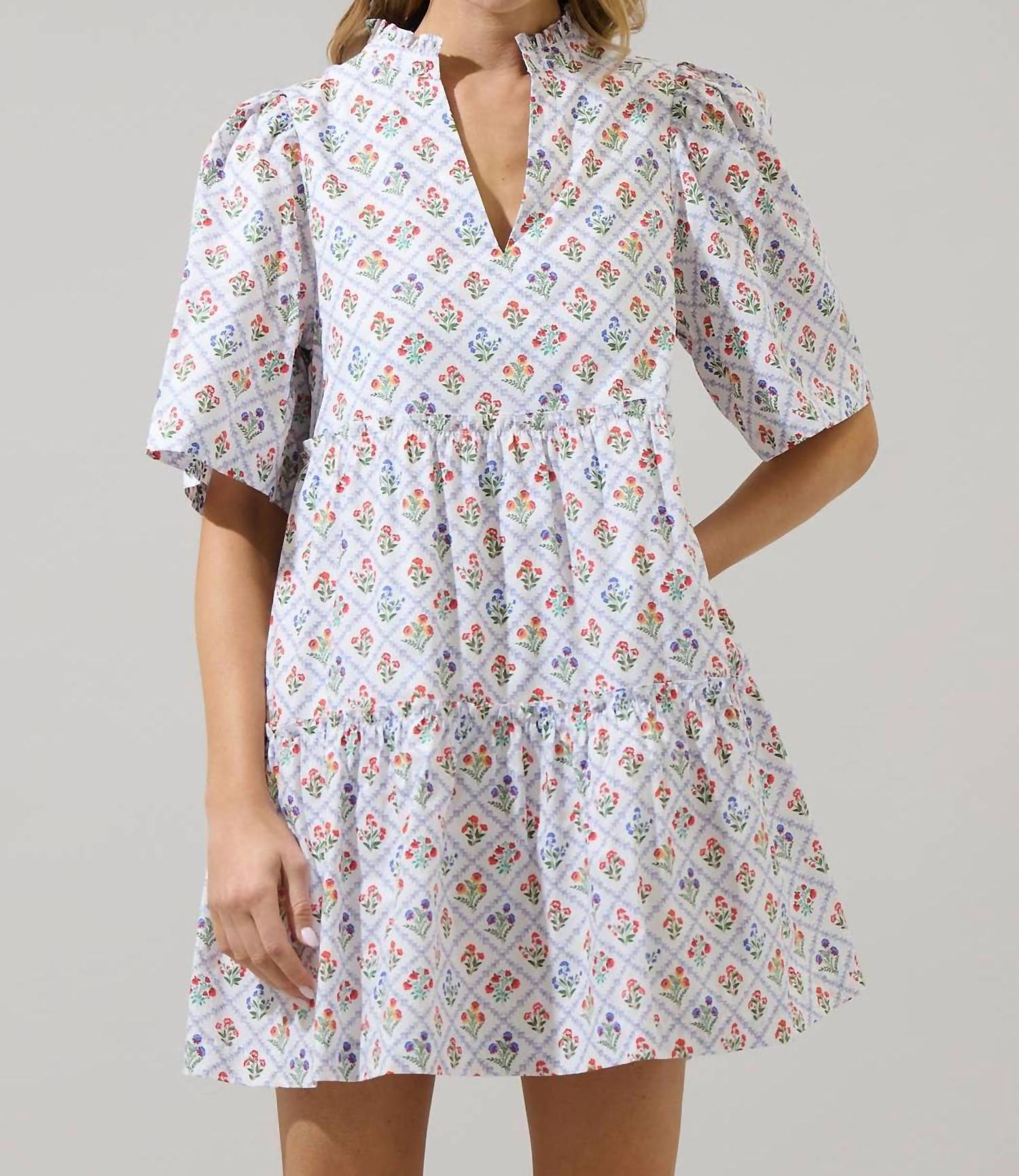 Sugarlips - Lara Floral Dixie Split Neck Shift Dress