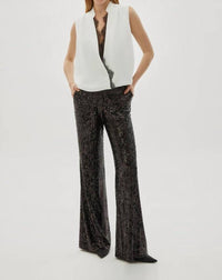 Exquise - Brenda Regular Fit Sleeveless Blouse With Lace