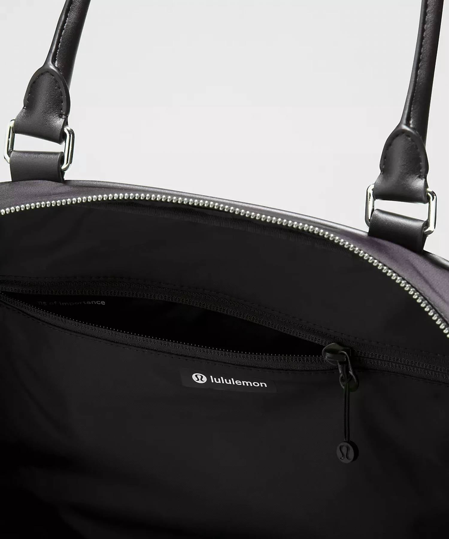 Lululemon - Women's Bowler Duffle Bag