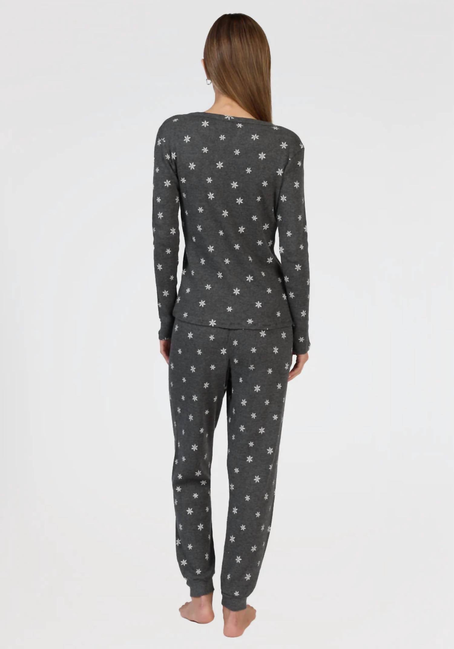 Dylan - Snowflake Thermal Pajamas