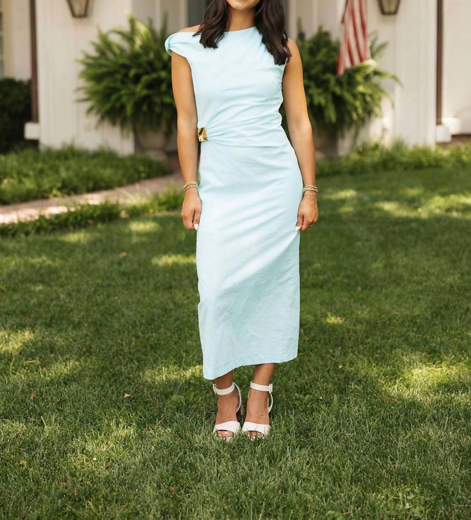Sundayup - Clean Curve Dress
