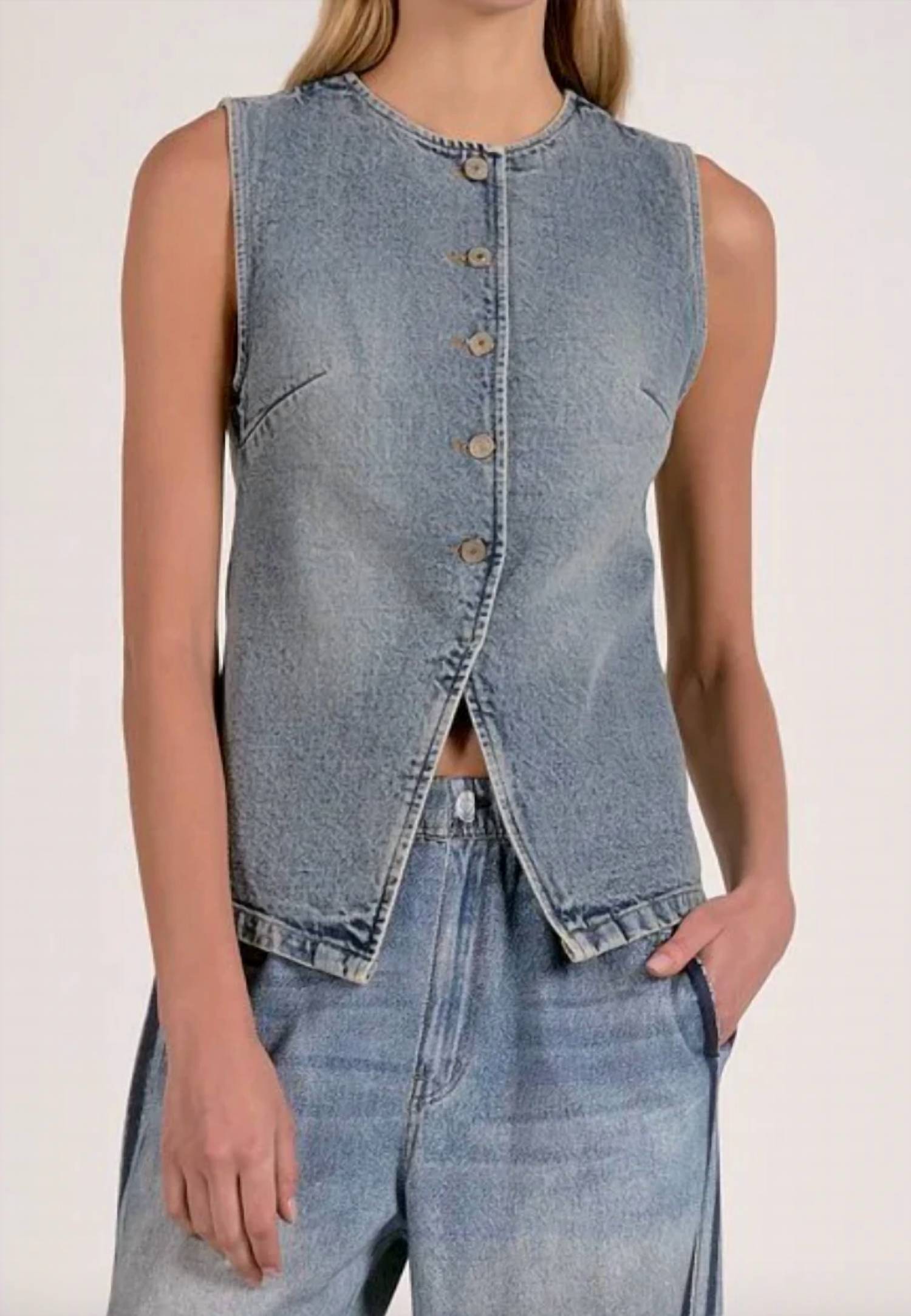 Elan - No Fear Sleeveless Vest