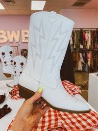 DIRTY LAUNDRY Women's Josea Pointed Toe Western Boot in white - women's shoe - detail view