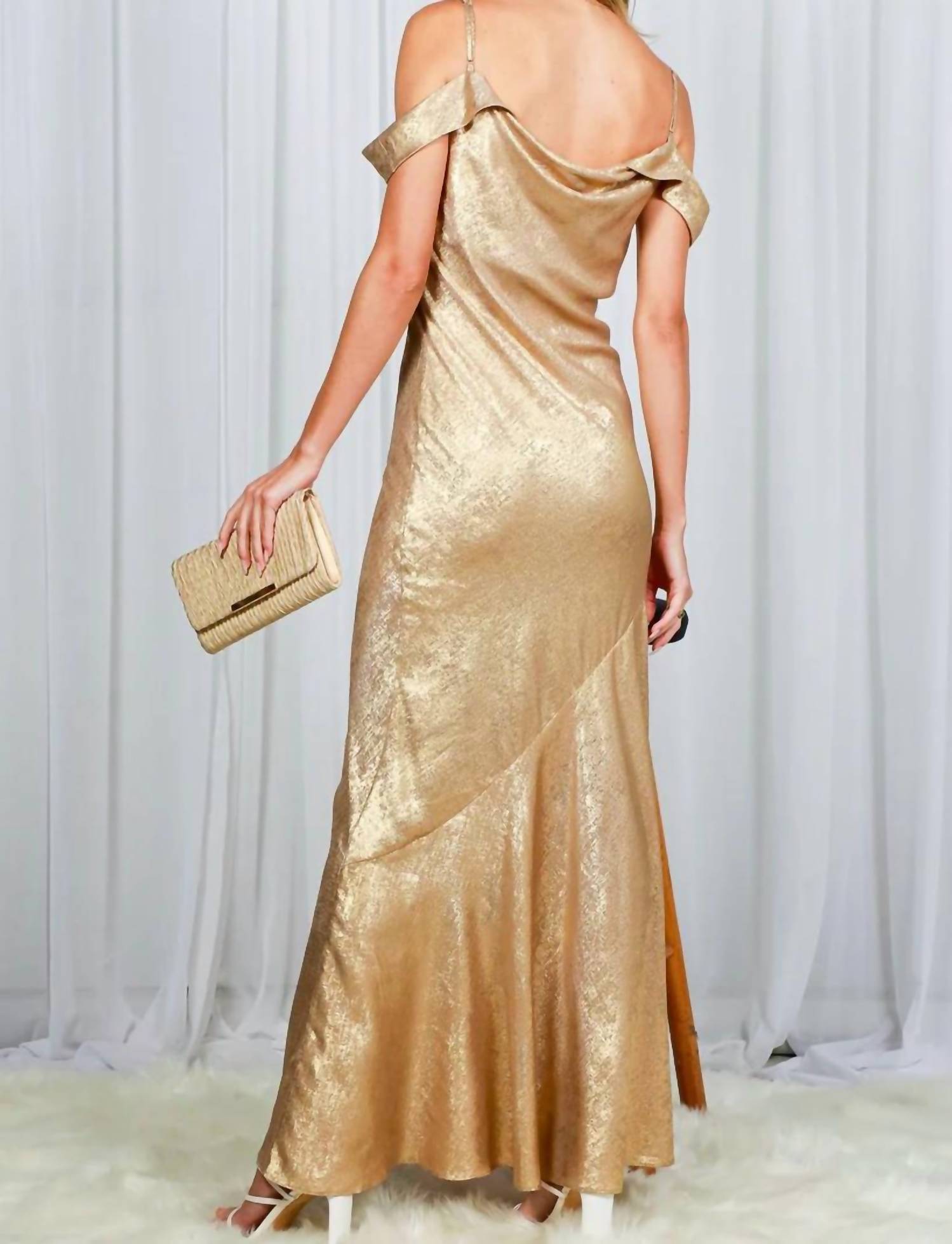 Vine & Love - Off The Shoulder Strap Metallic Maxi Dress
