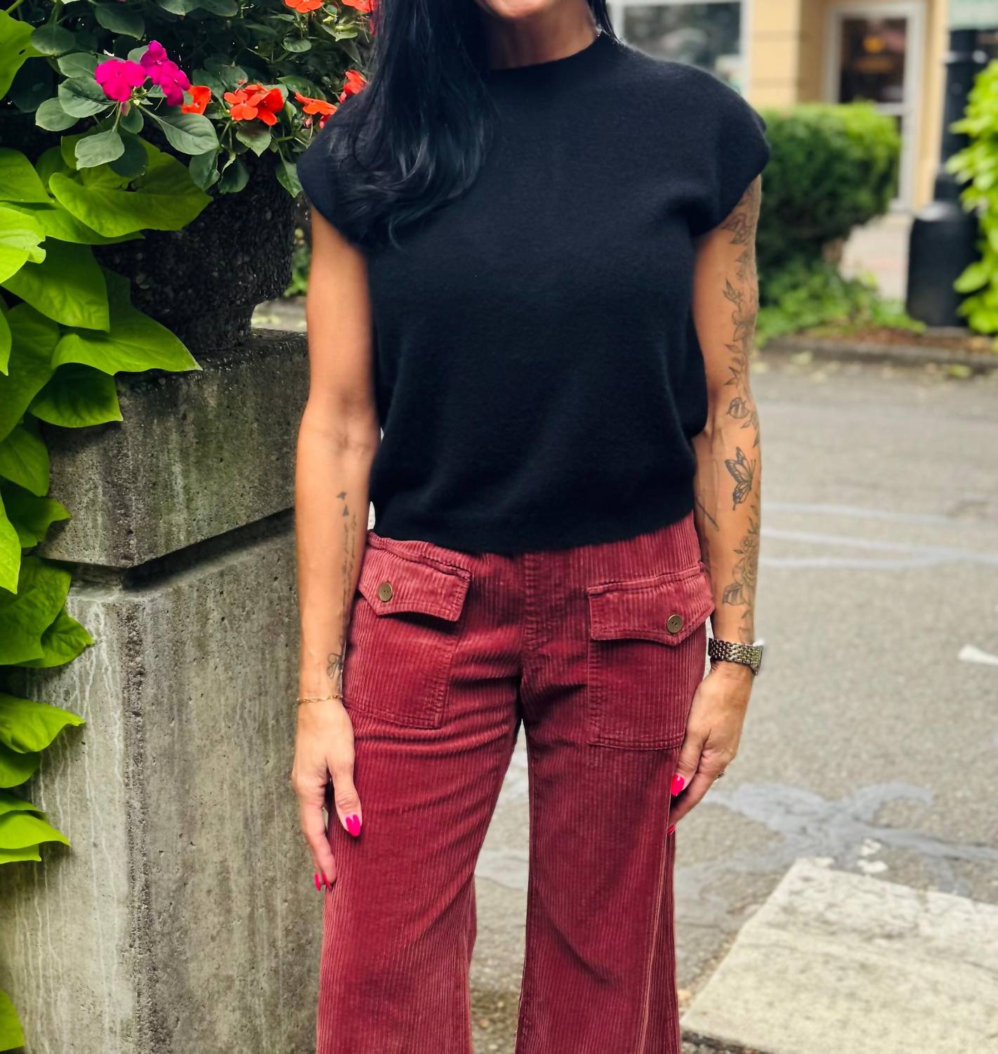 Pure Amici - Sleeveless Crew Top