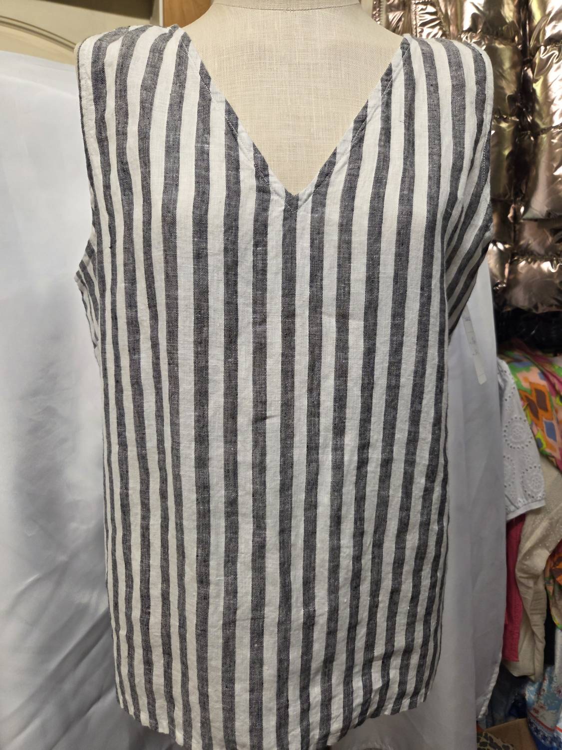 Fabulous Mj New York - Women's Linen V Neck Tank