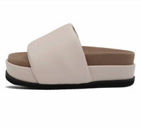 Roam - Women's Stripe Stack Sandal