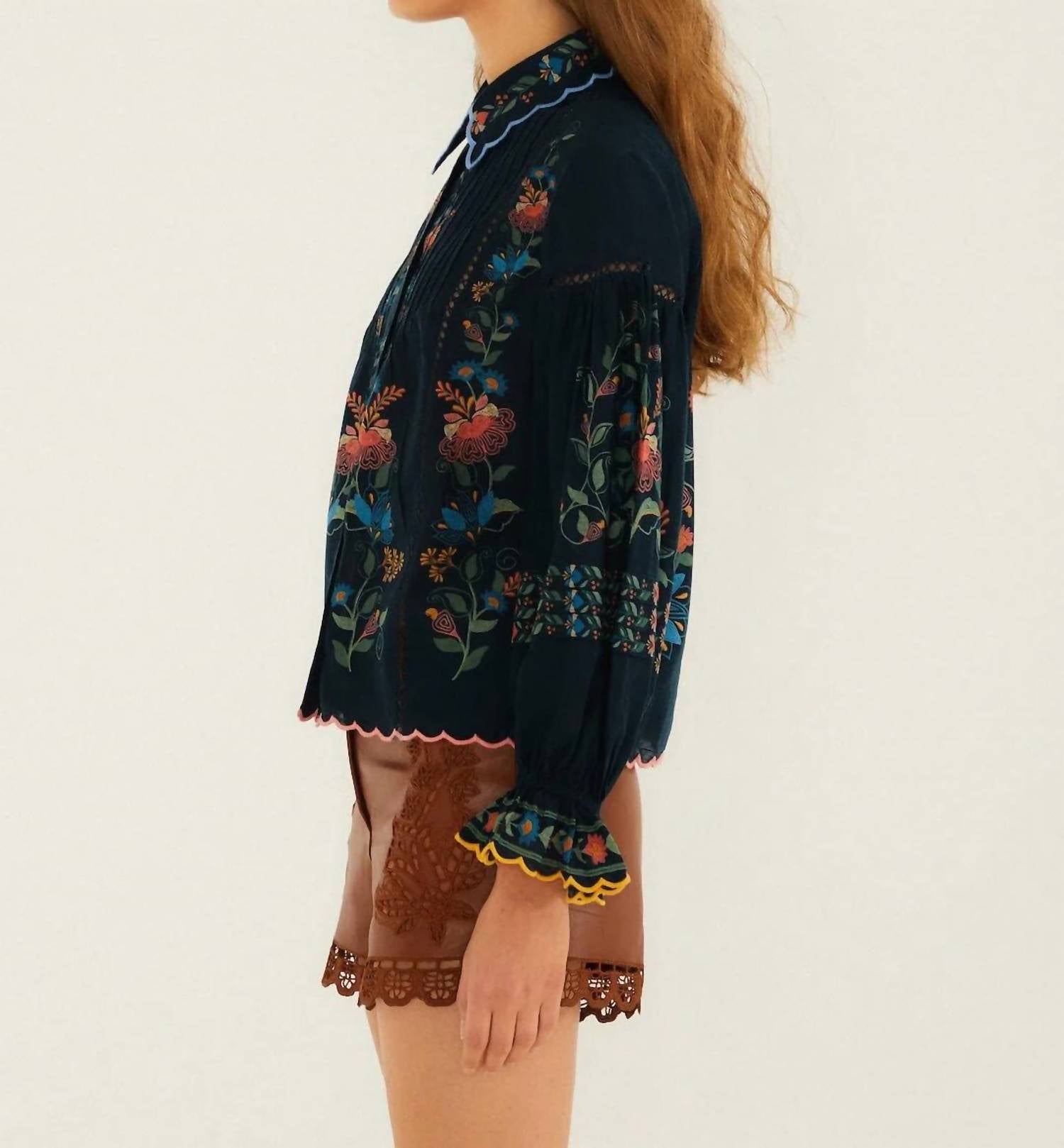 Farm Rio - Stitched Garden Wavy Hem Blouse