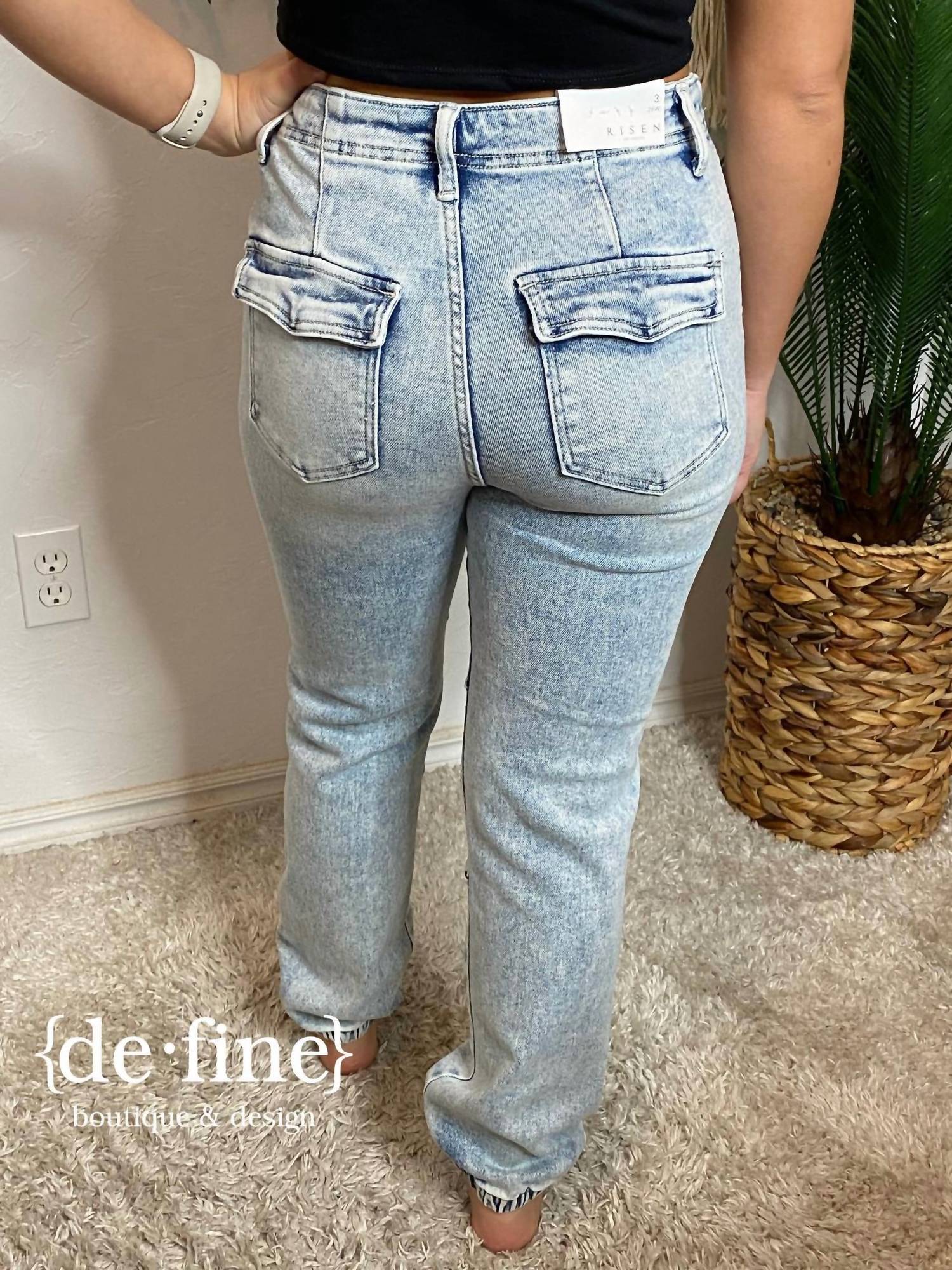 Risen - Mid-rise Acid Wash Jogger Jeans