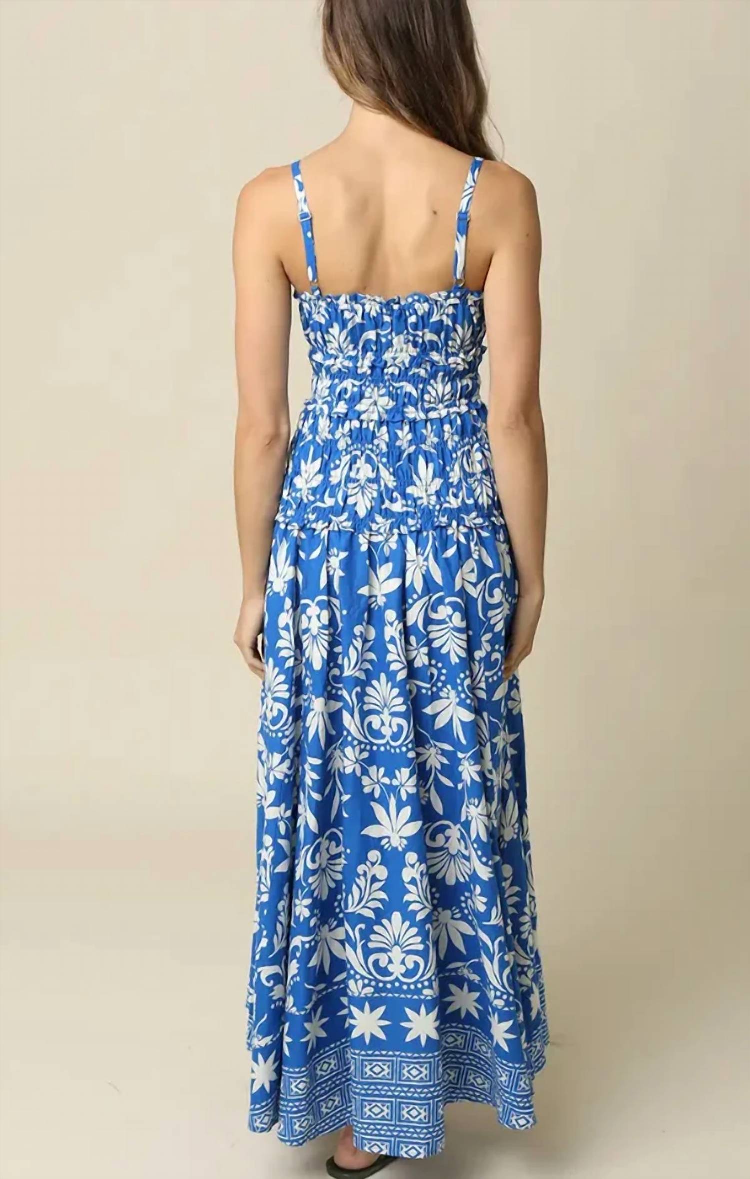 Mint Exclusives - Isabella Medallion Maxi Dress