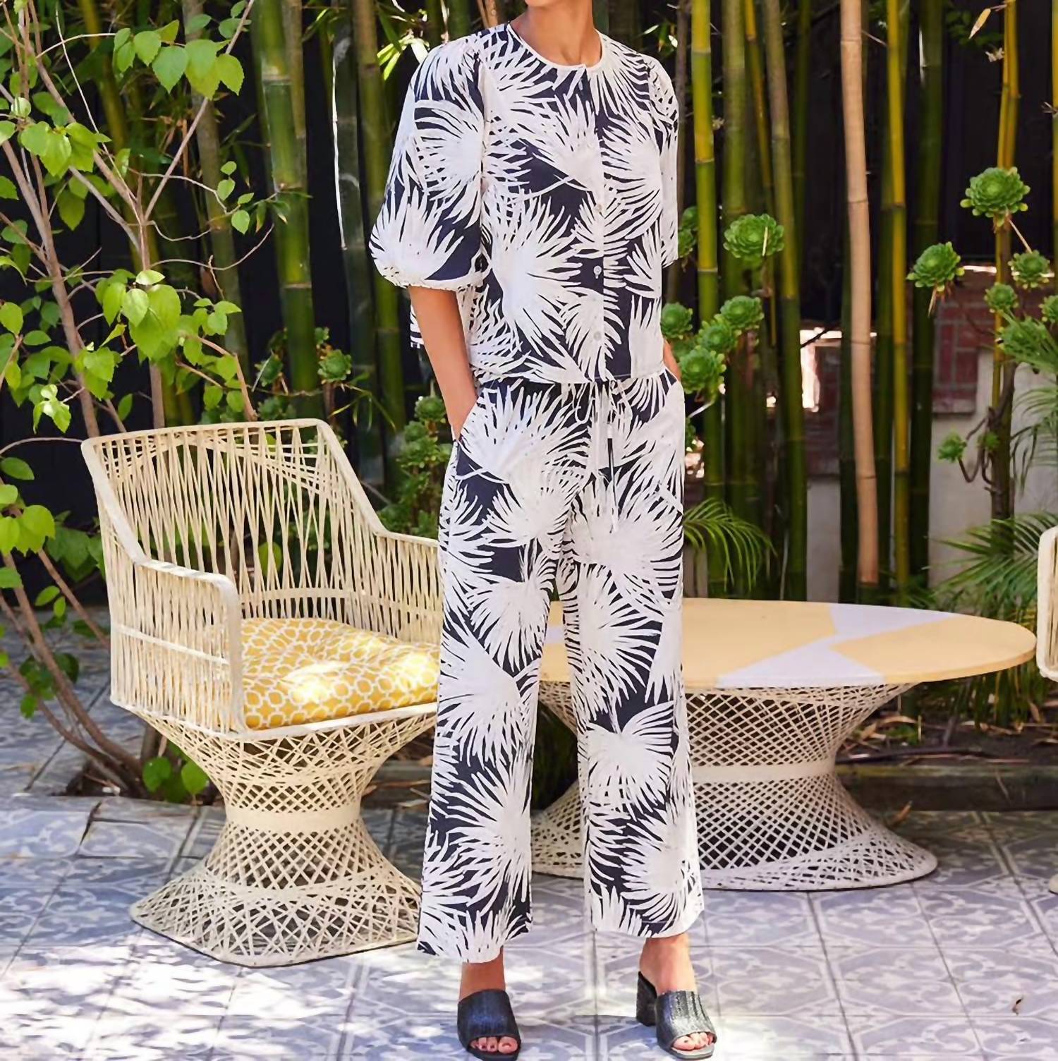 Karen Kane - Drawstring Print Cropped Pants