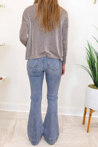 Judy Blue - Mid Rise Flare Leg Jeans