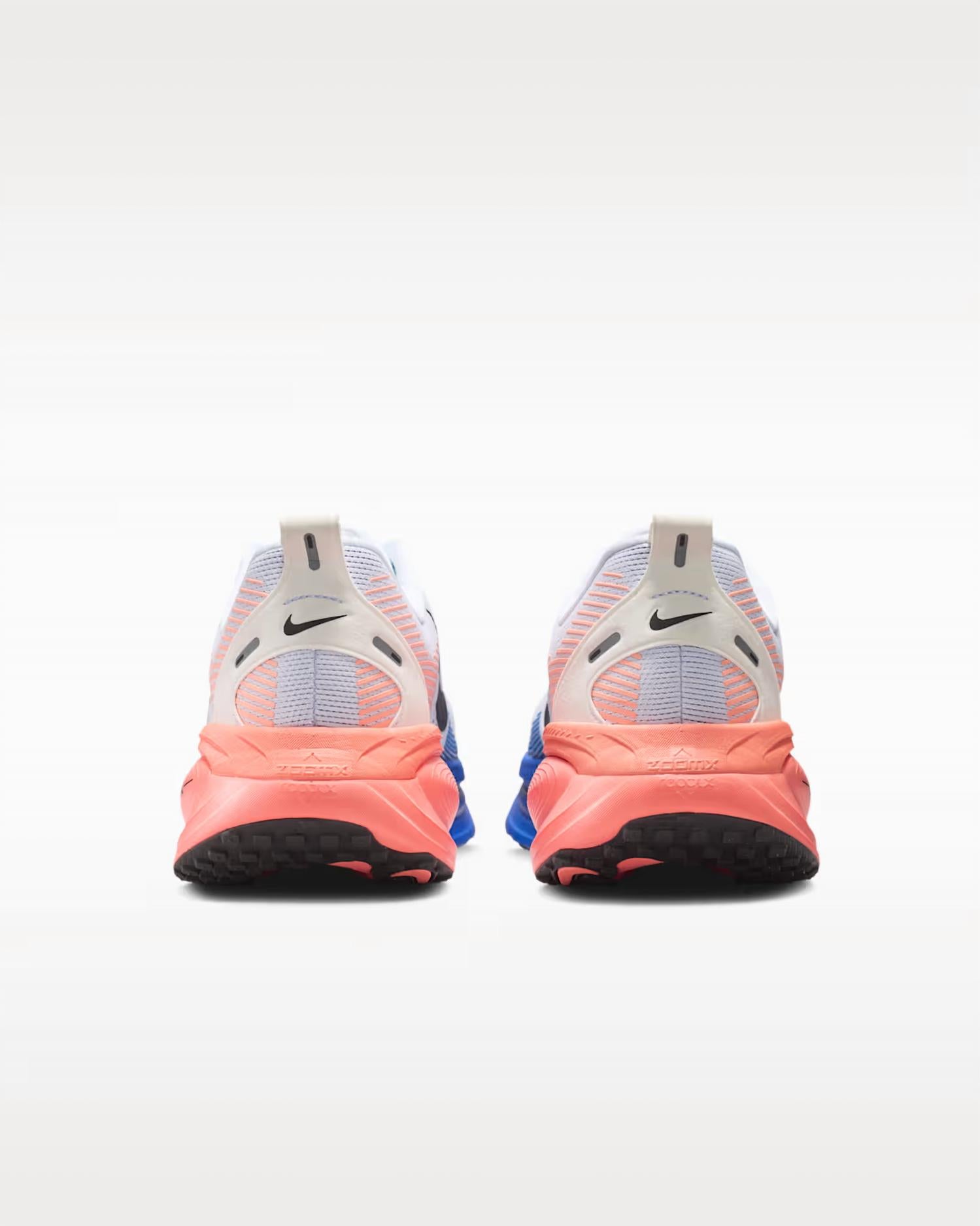 Nike - Men's Vomero 18 Shoes