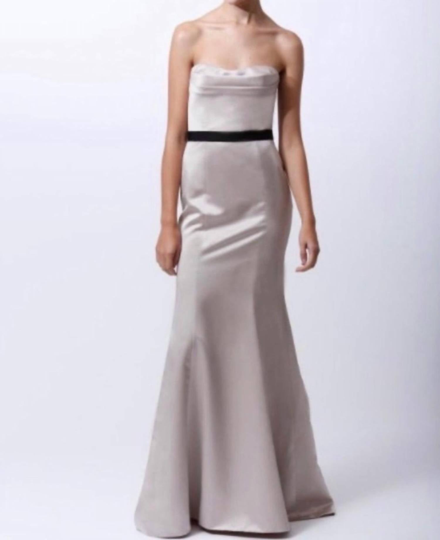 Badgley Mischka - Strapless Satin Gown