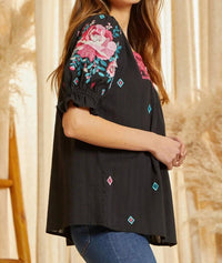 Andree By Unit - Embroidered Peasant Top Plus