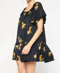Entro - Giving Fierce Energy Curves Shift Dress Curves