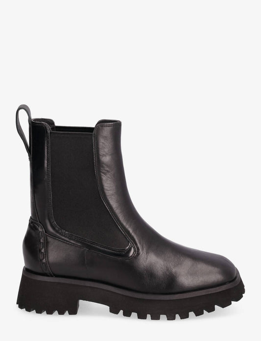 Clarks - Women’s Stayso Rise Boots