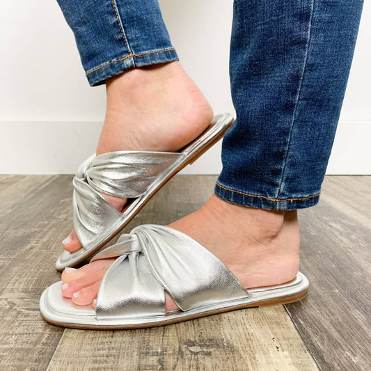 J/Slides - Women's Yaya Sandals