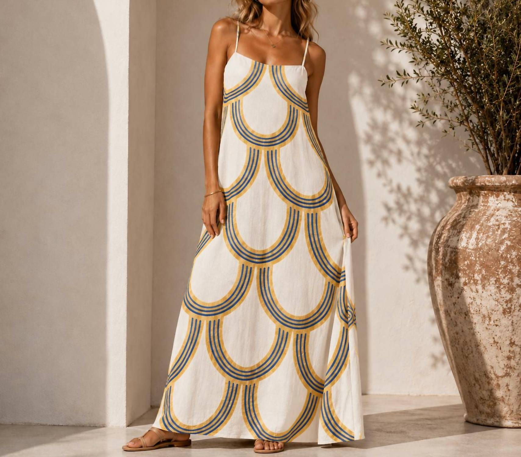 Mystery Resort - Golden Horizon Maxi Dress