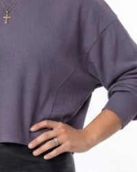 Mono B - Women's Cropped Pullover Top